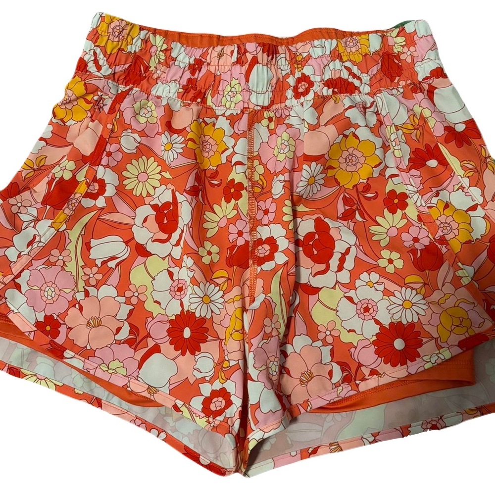Women’s Avia Shorts Size Large